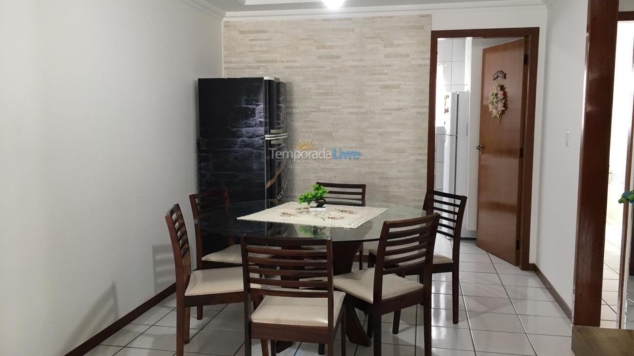 Casa para alquiler de vacaciones em Itapema (Meia Praia)