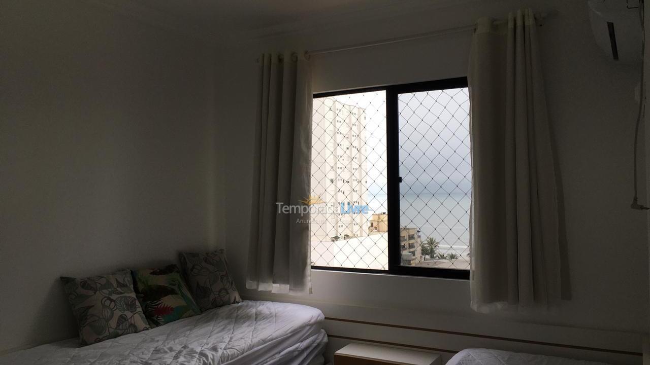 Casa para alquiler de vacaciones em Itapema (Meia Praia)