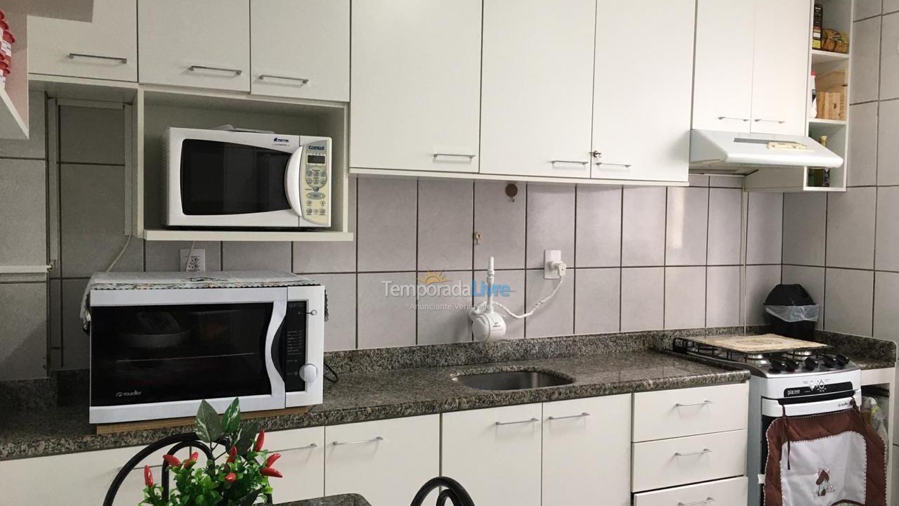 Casa para alquiler de vacaciones em Itapema (Meia Praia)