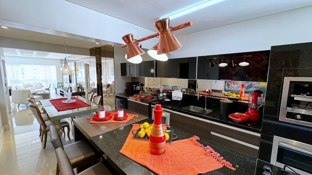 Apartment for vacation rental in Balneário Camboriú (Praia Central)