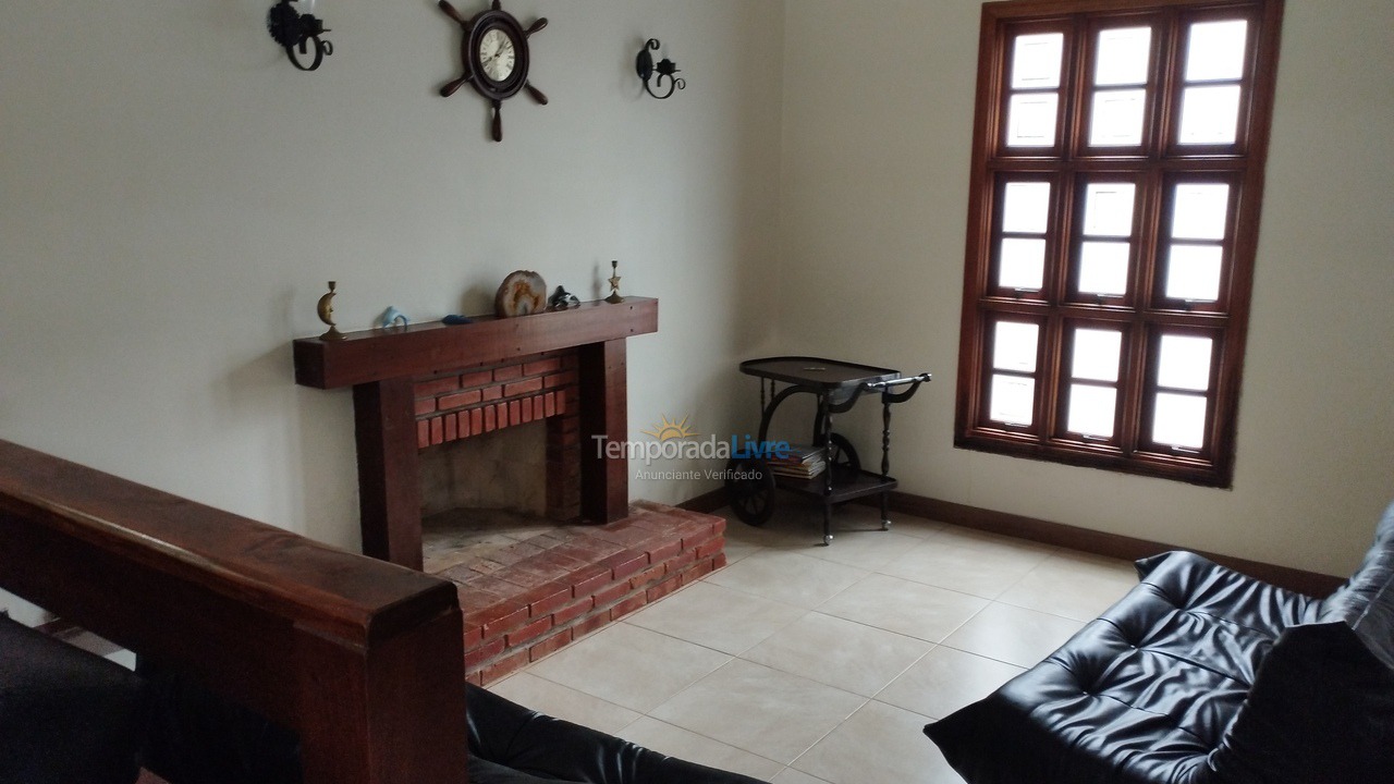 Casa para aluguel de temporada em Bertioga (Riviera de São Lourenço)