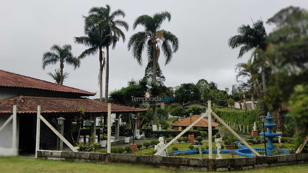 Granja para alquiler de vacaciones em Ibiúna (Condominio West Lake)