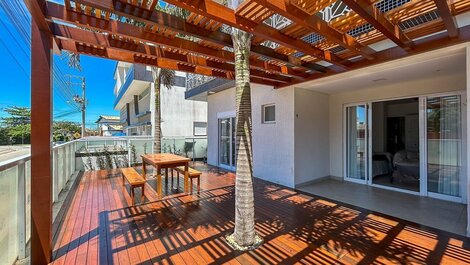 193 - Beautiful apartment with 3 bedrooms and pool 50mts from the sea in...