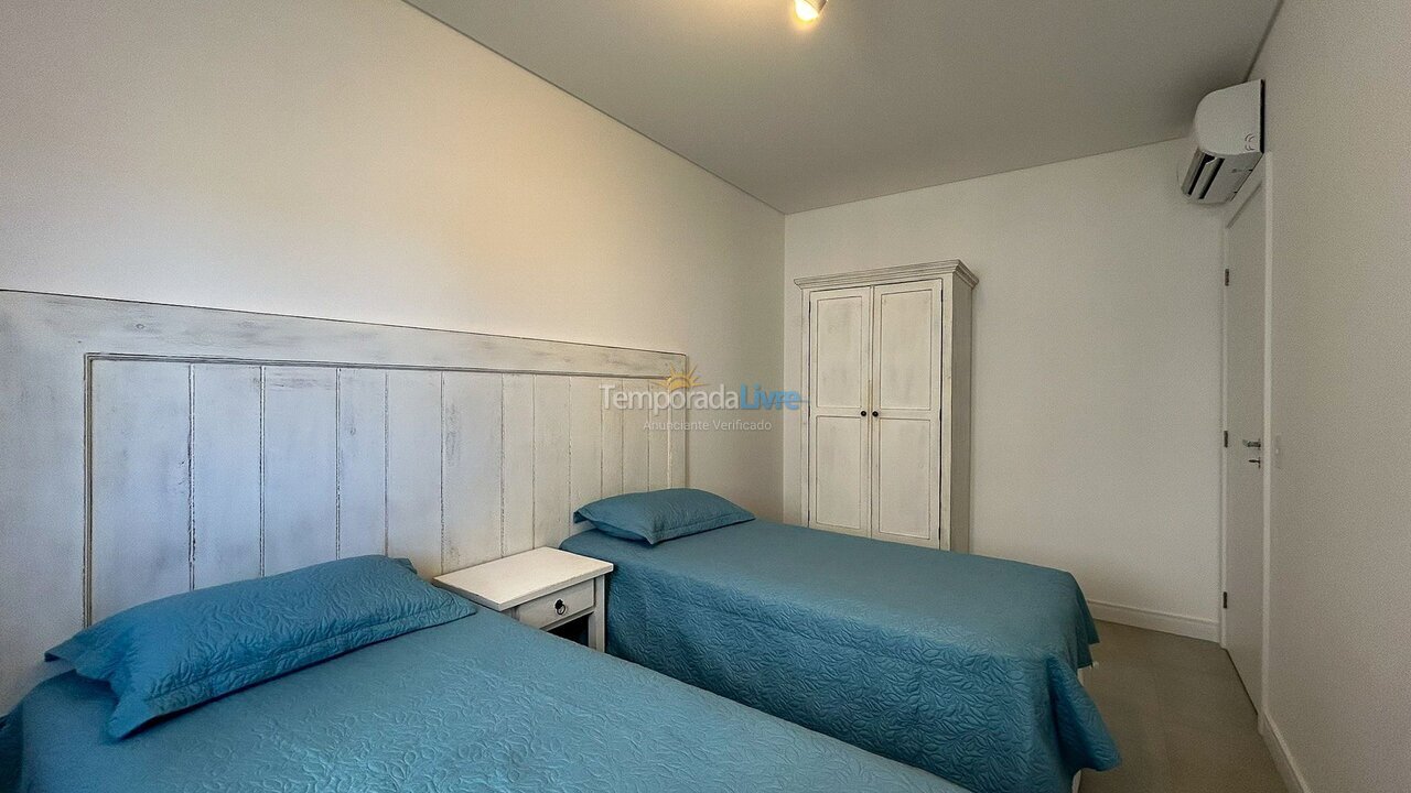 Apartment for vacation rental in Bombinhas (Mariscal)