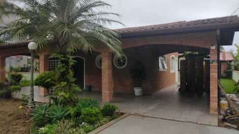 Casa para alugar em Ubatuba - Lagoinha