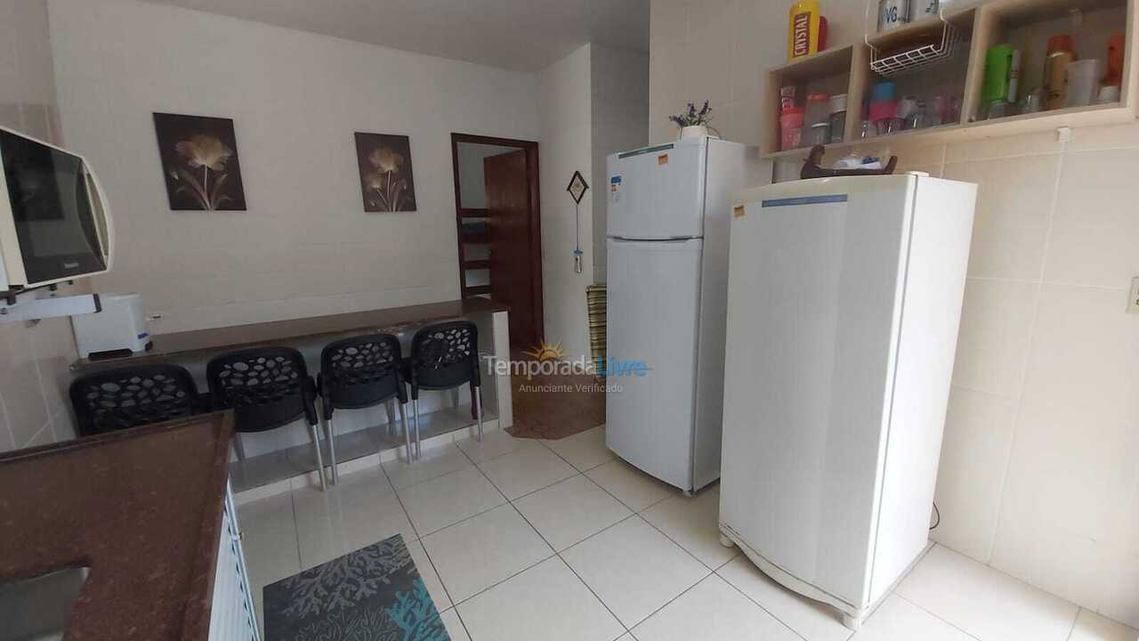 Casa para aluguel de temporada em Ubatuba (Maranduba)