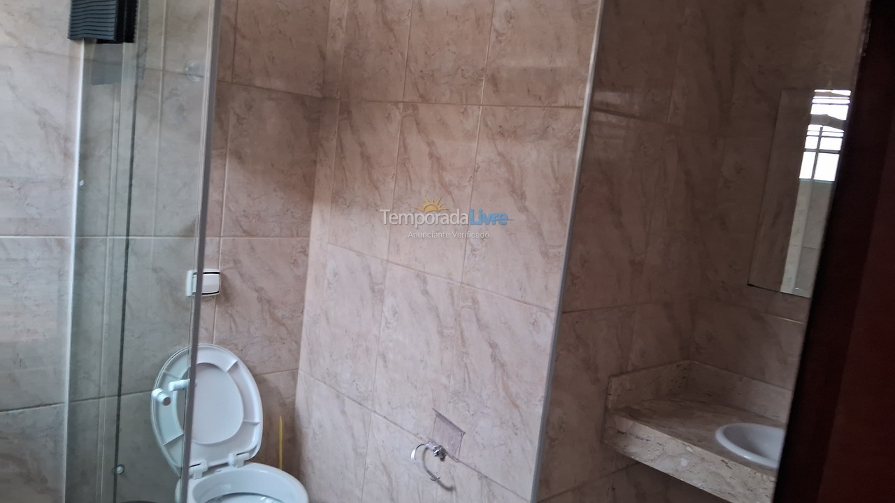 Casa para aluguel de temporada em Ubatuba (Maranduba)