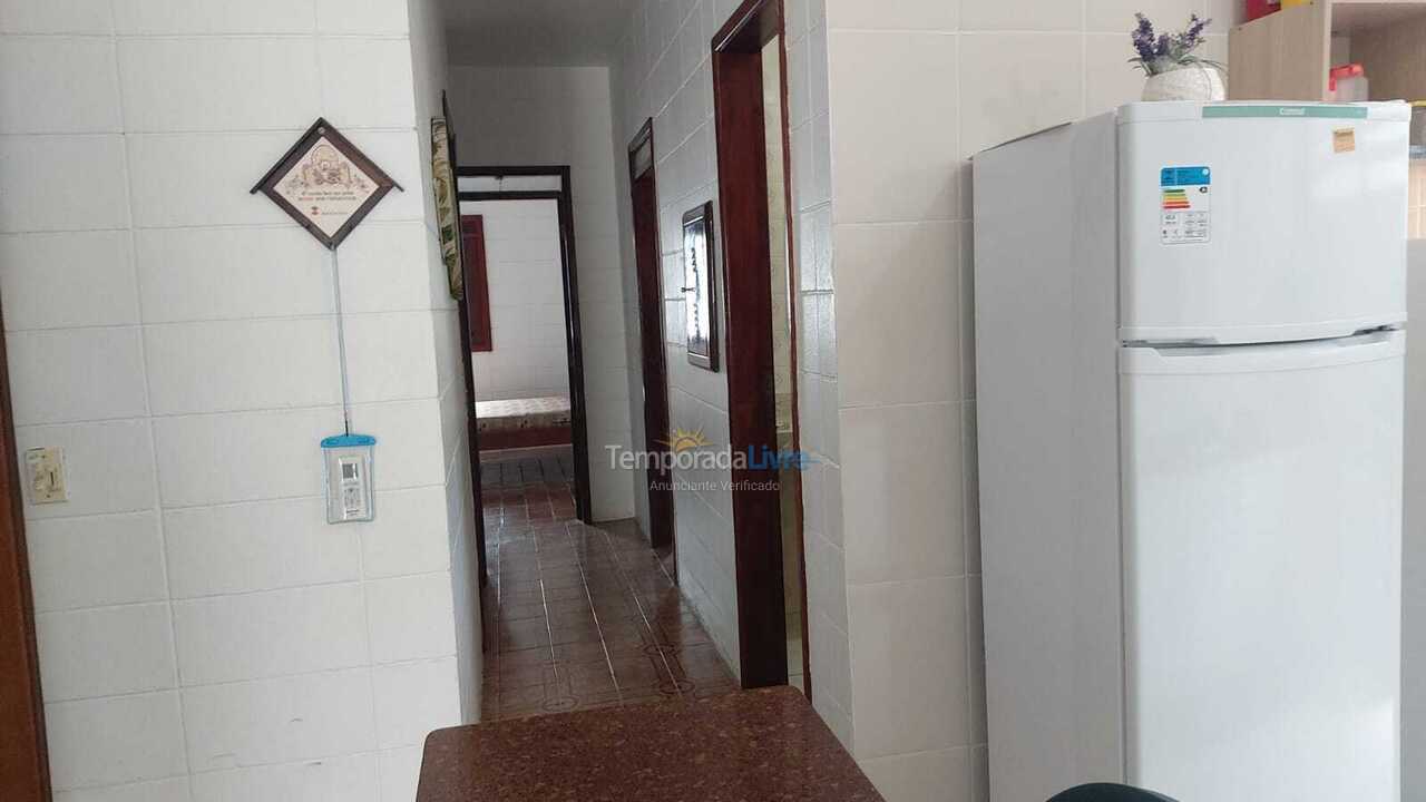 Casa para aluguel de temporada em Ubatuba (Maranduba)