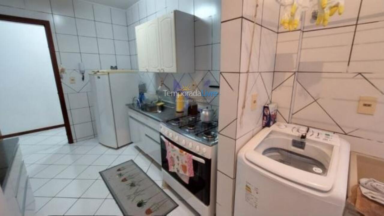 Apartamento para alquiler de vacaciones em Itapema (Meia Praia)