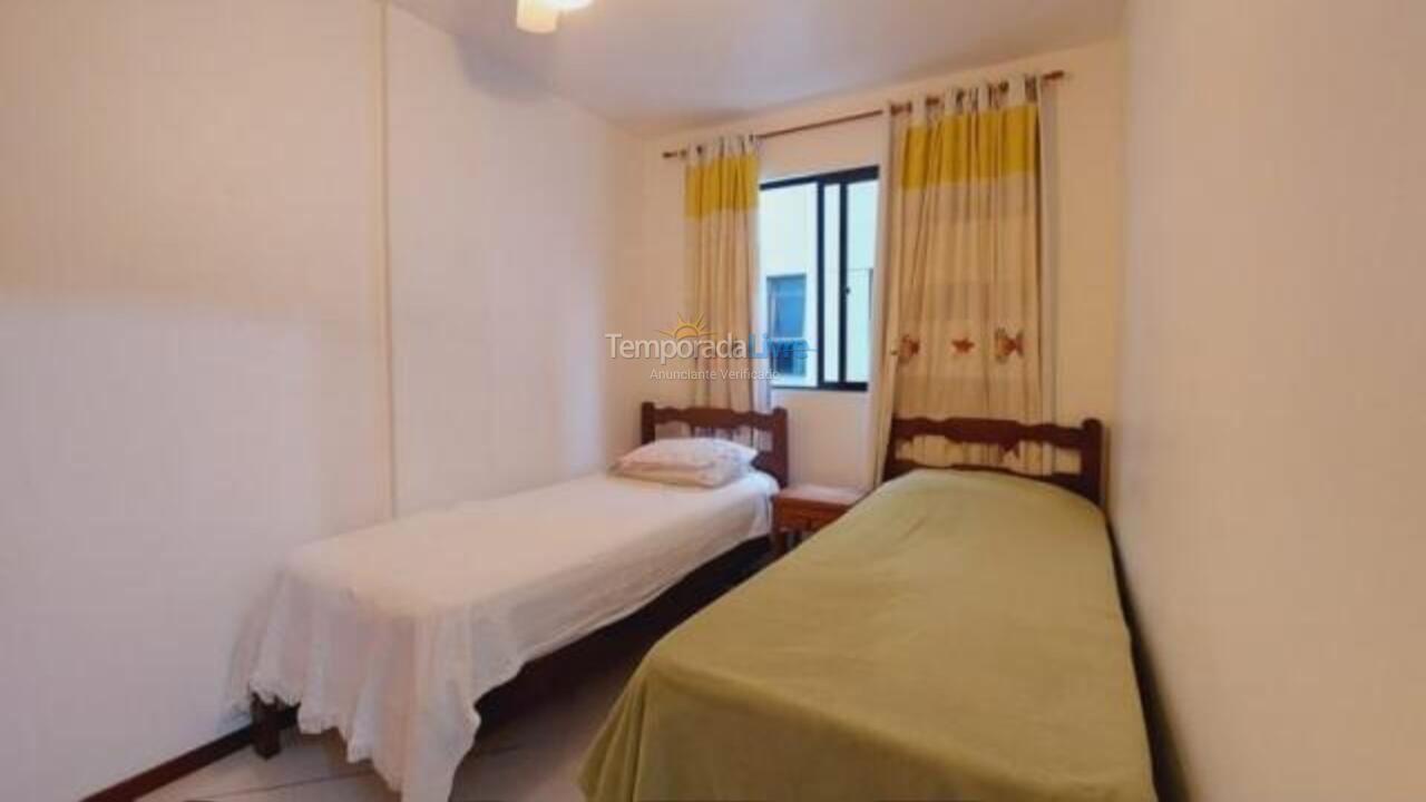 Apartamento para alquiler de vacaciones em Itapema (Meia Praia)