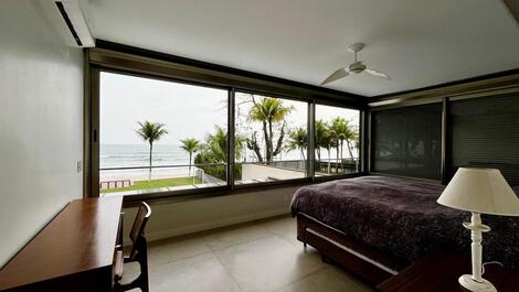 CASA ALTO PADRAO PÉ NA AREIA