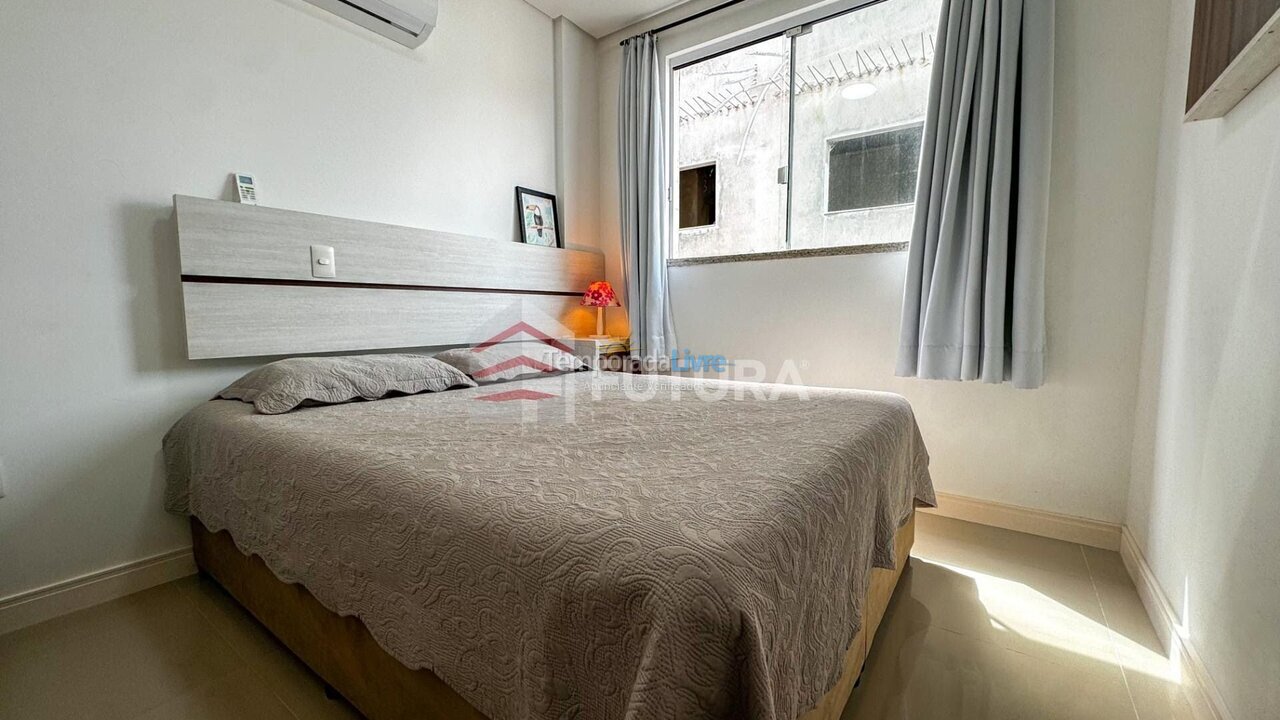 Apartment for vacation rental in Bombinhas (Praia de Bombas)