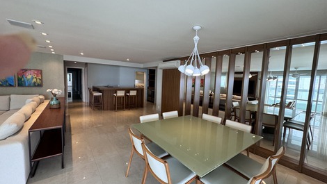 HERMOSO FRENTE AL MAR