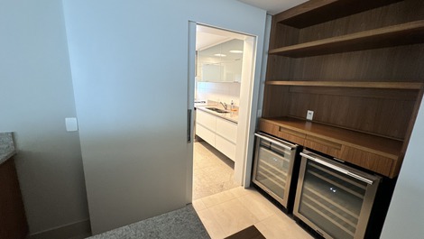 HERMOSO FRENTE AL MAR