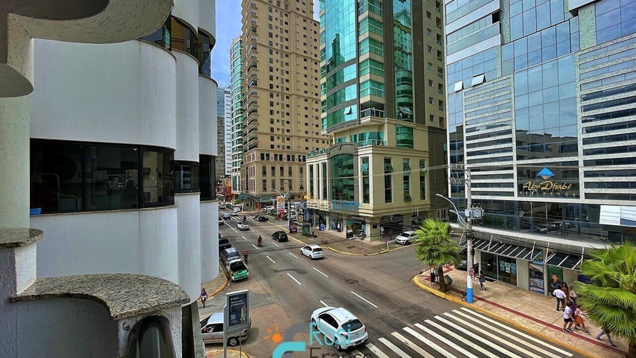 Apartamento para aluguel de temporada em Itapema (Meia Praia)