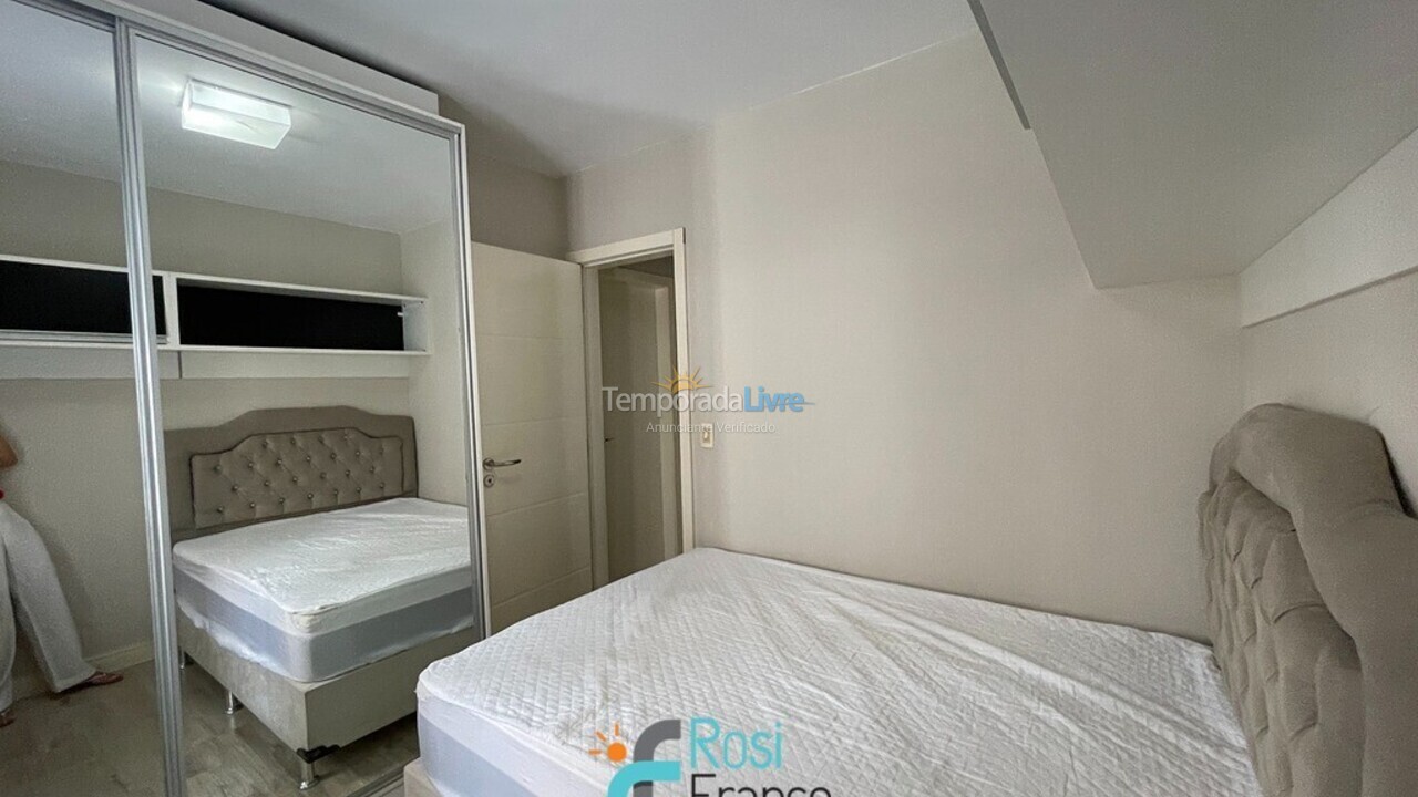 Apartamento para aluguel de temporada em Itapema (Meia Praia)