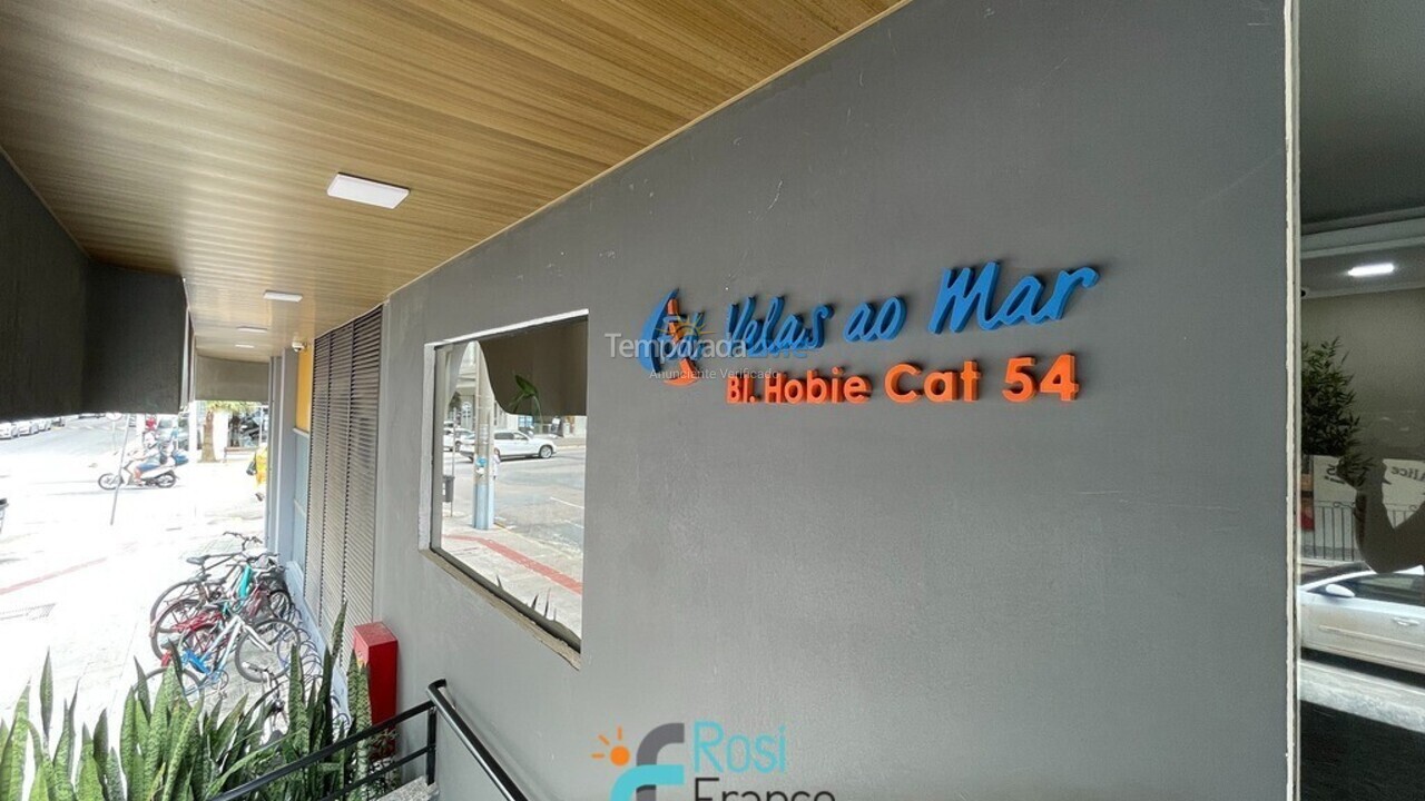 Apartamento para aluguel de temporada em Itapema (Meia Praia)