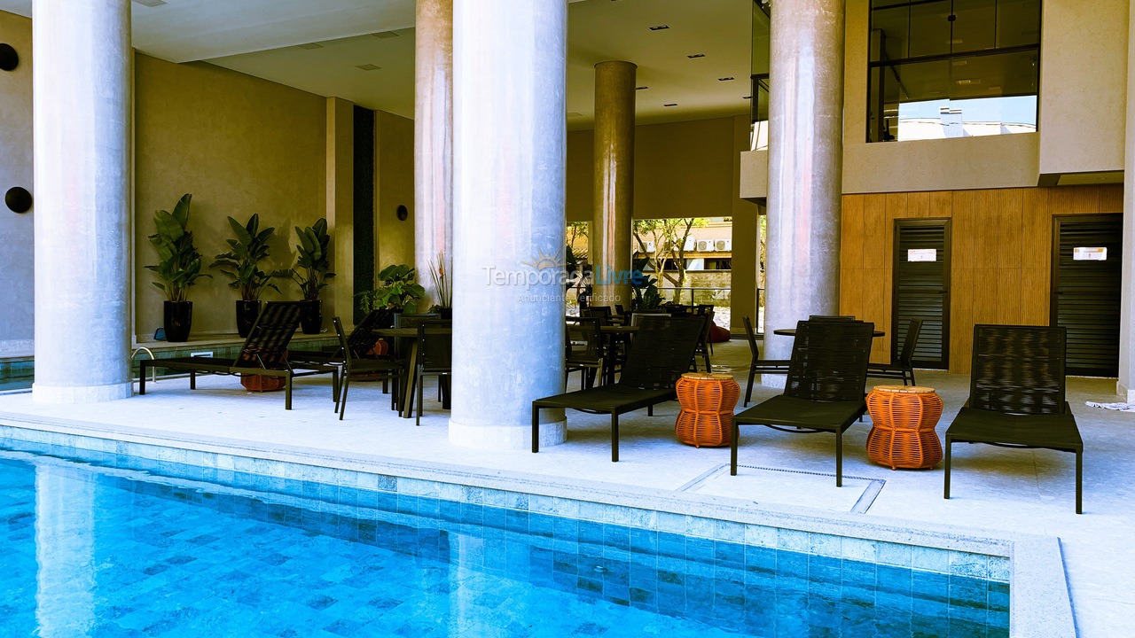 Apartamento para aluguel de temporada em Bombinhas (Canto Grande)