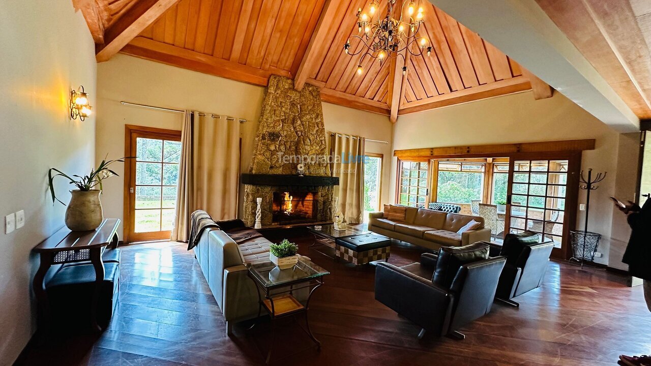 House for vacation rental in Campos do Jordão (Capivari)