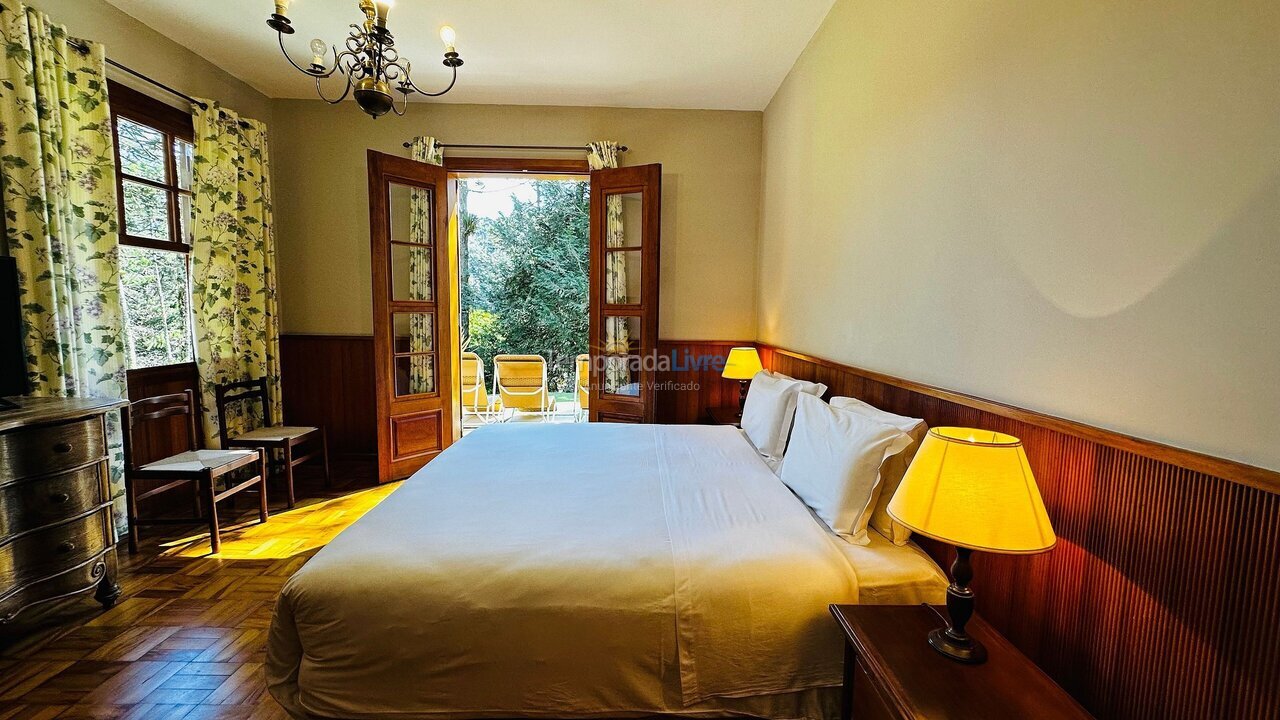 Casa para alquiler de vacaciones em Campos do Jordão (Jardim Toriba)