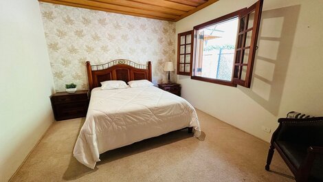 Fort House in Campos do Jordao