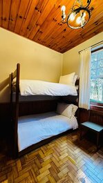 Forest House in Campos do Jordao