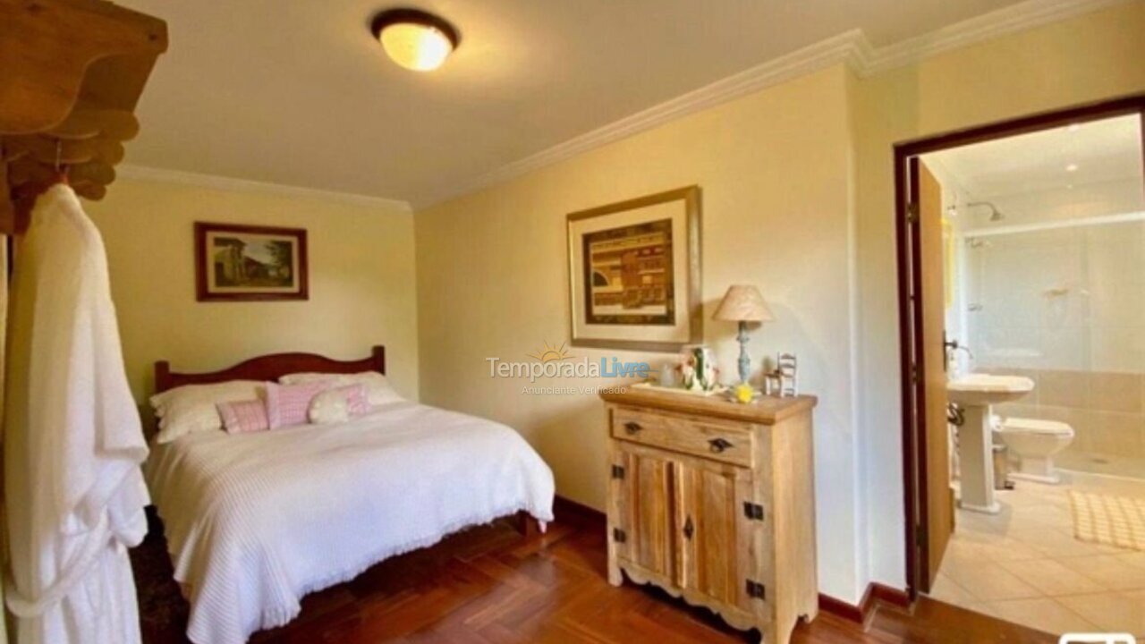 Casa para alquiler de vacaciones em Campos do Jordão (Alto do Capivari)