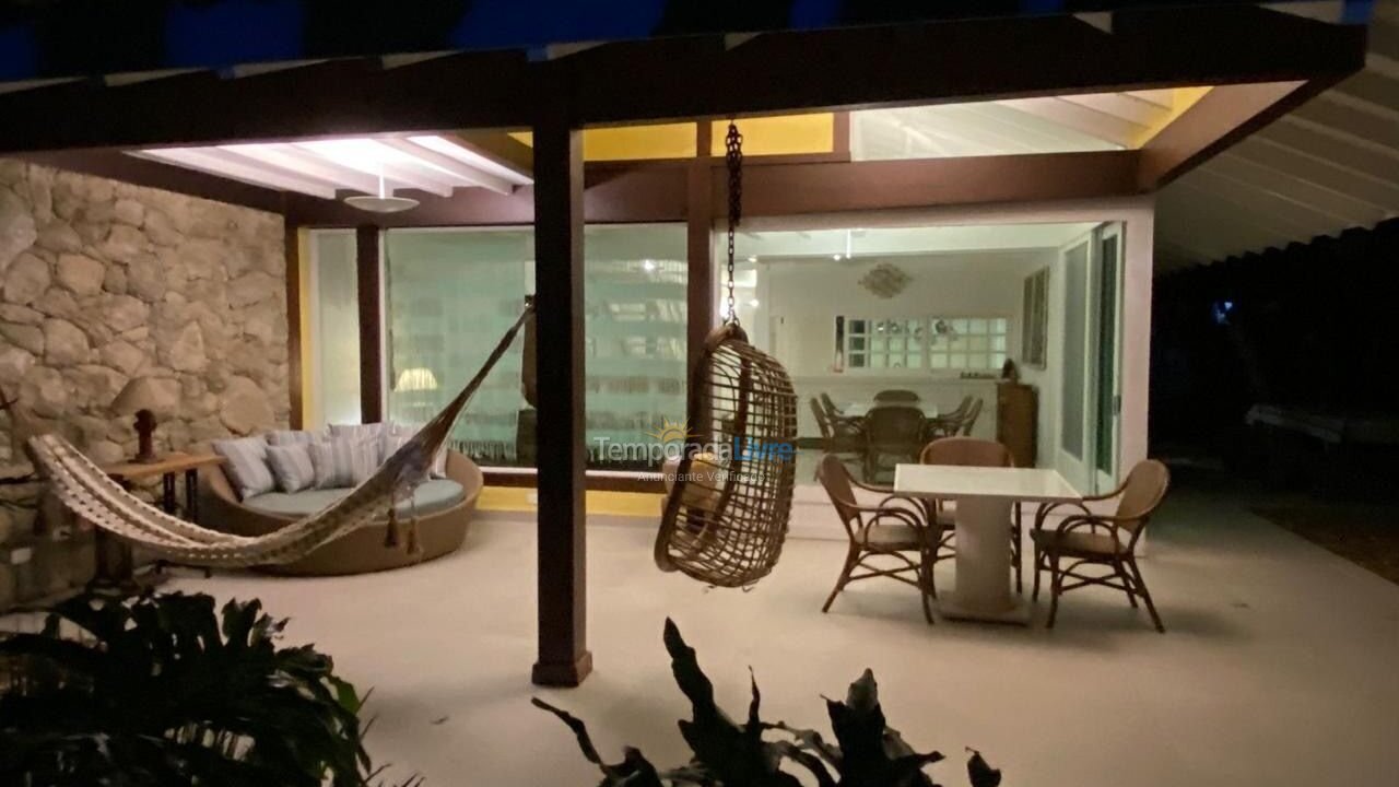 House for vacation rental in São Sebastião (Camburi)