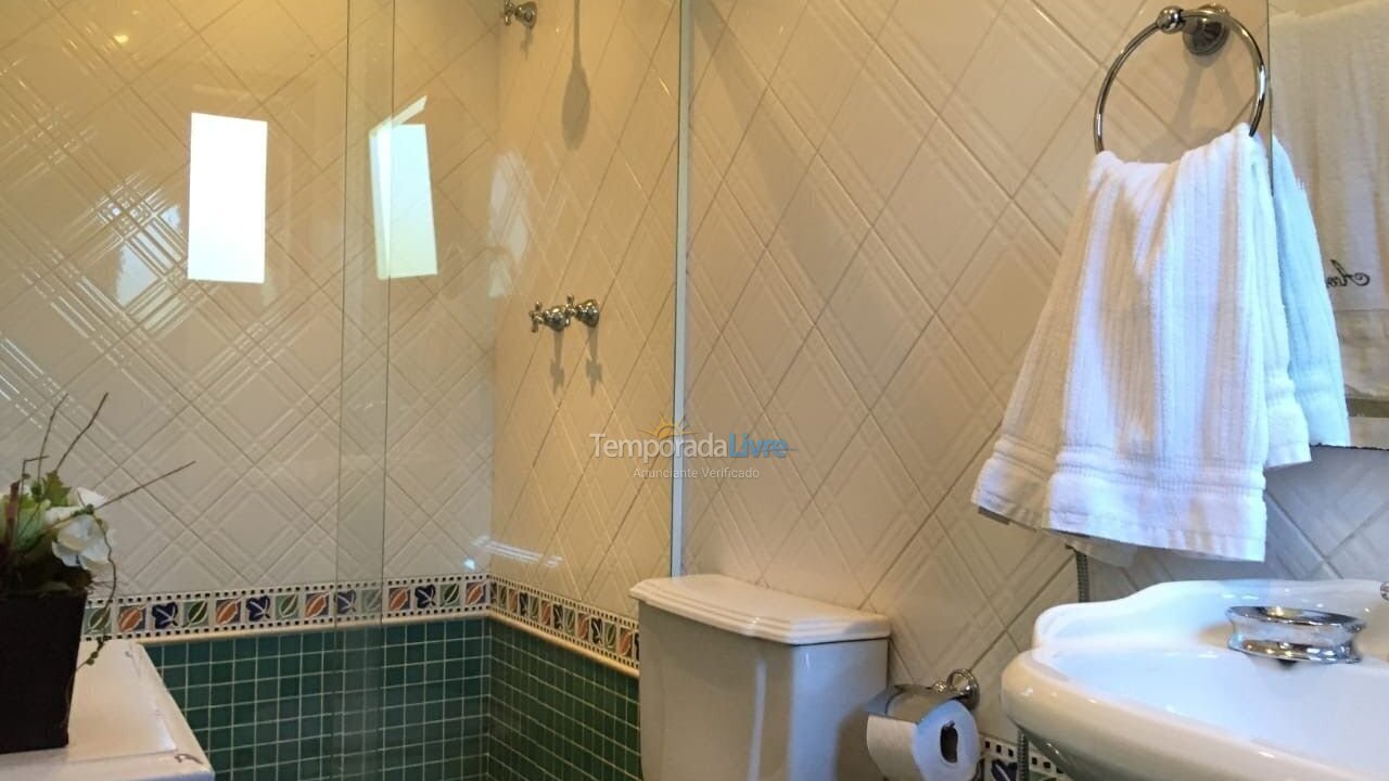 Casa para alquiler de vacaciones em Campos do Jordão (Alto do Capivari)