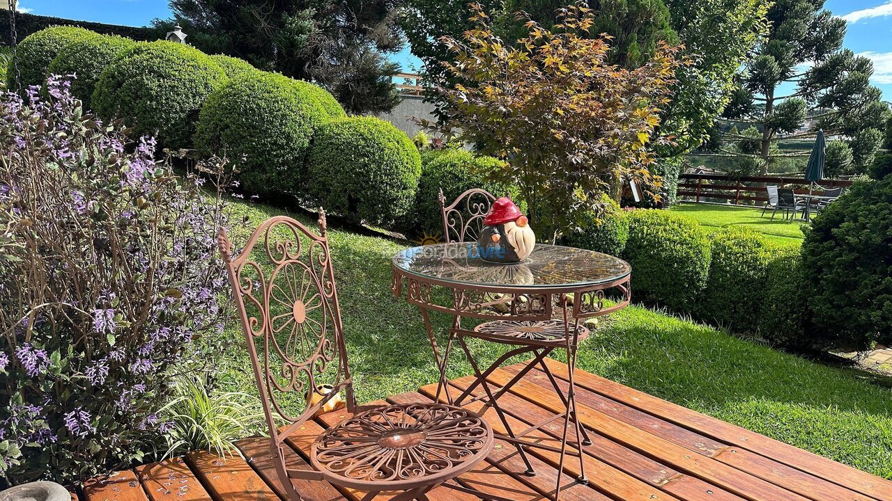 Casa para alquiler de vacaciones em Campos do Jordão (Alto do Capivari)