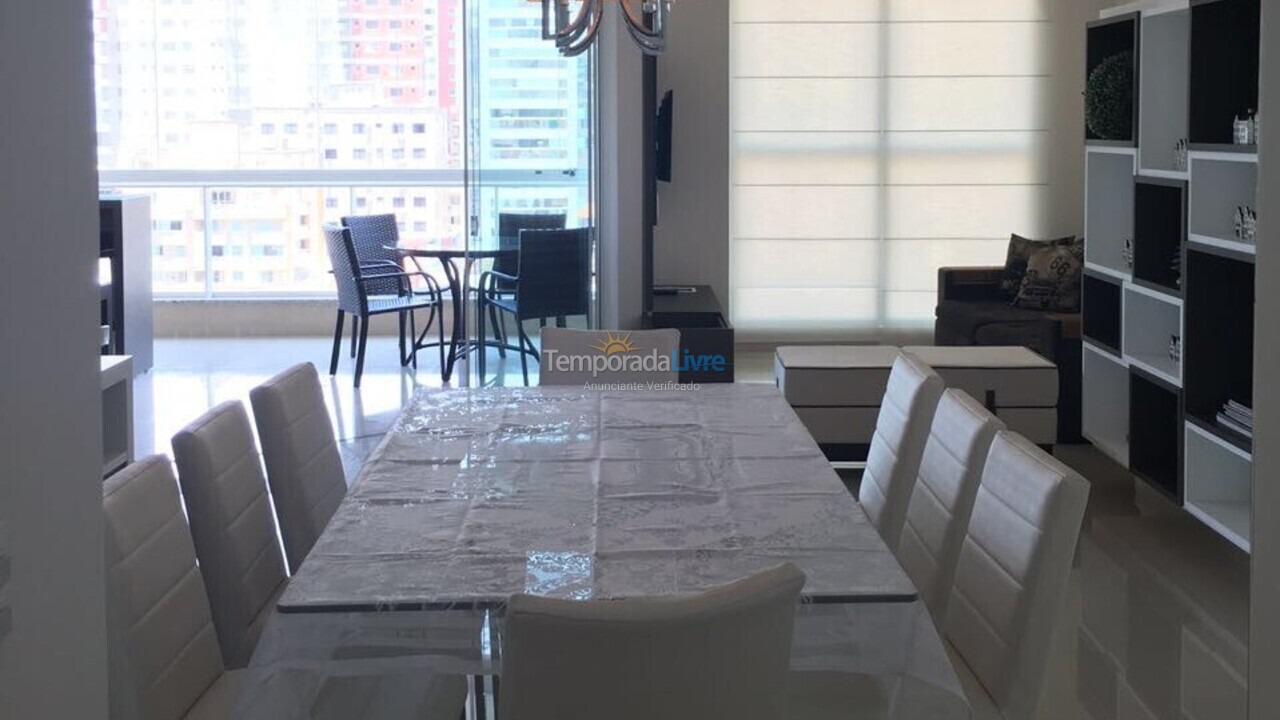 Apartment for vacation rental in Itapema (Meia Praia)