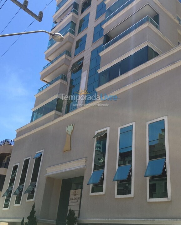 Apartment for vacation rental in Itapema (Meia Praia)