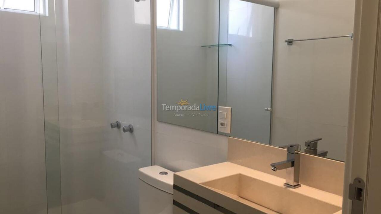 Apartment for vacation rental in Itapema (Meia Praia)