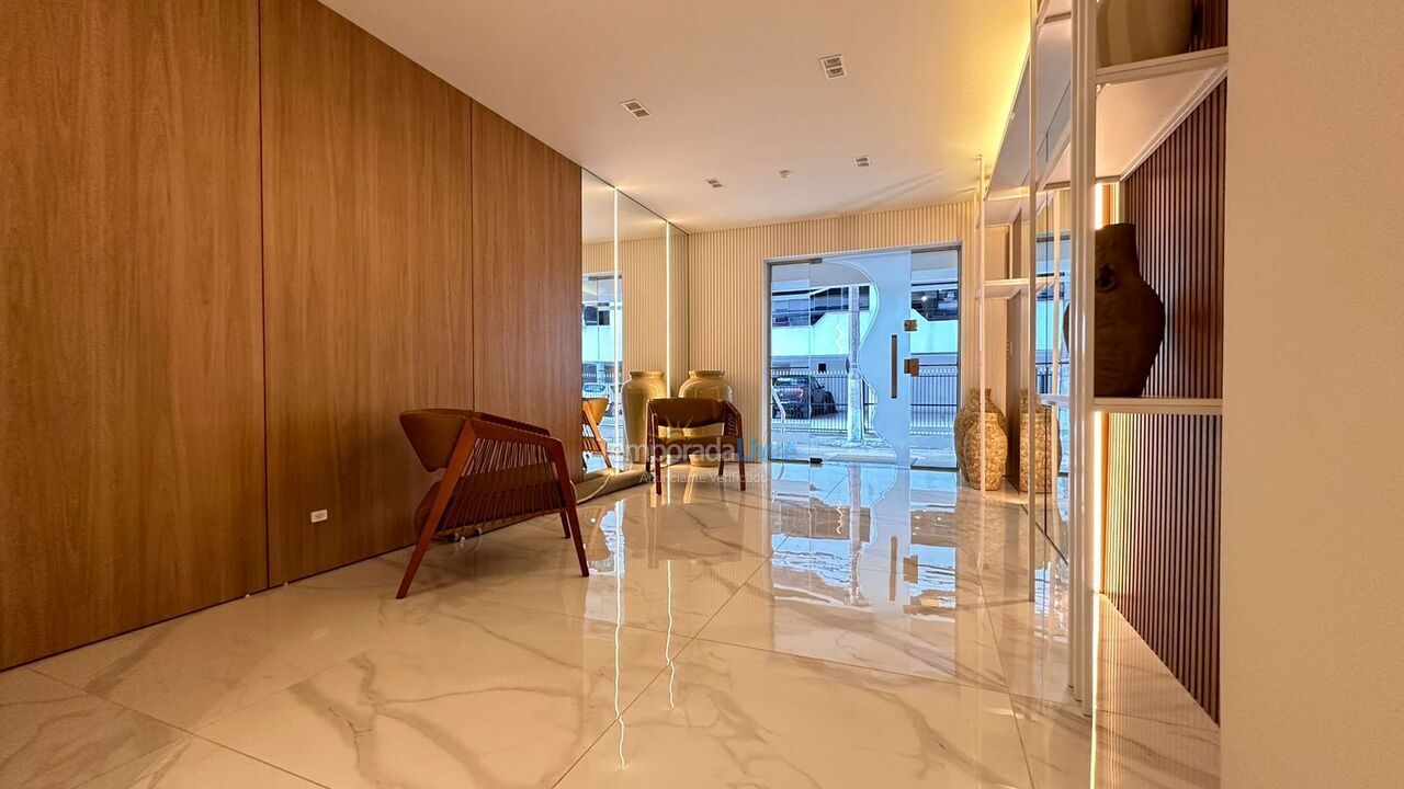 Apartment for vacation rental in Itapema (Meia Praia)