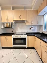 3 bedrooms, exclusive pool