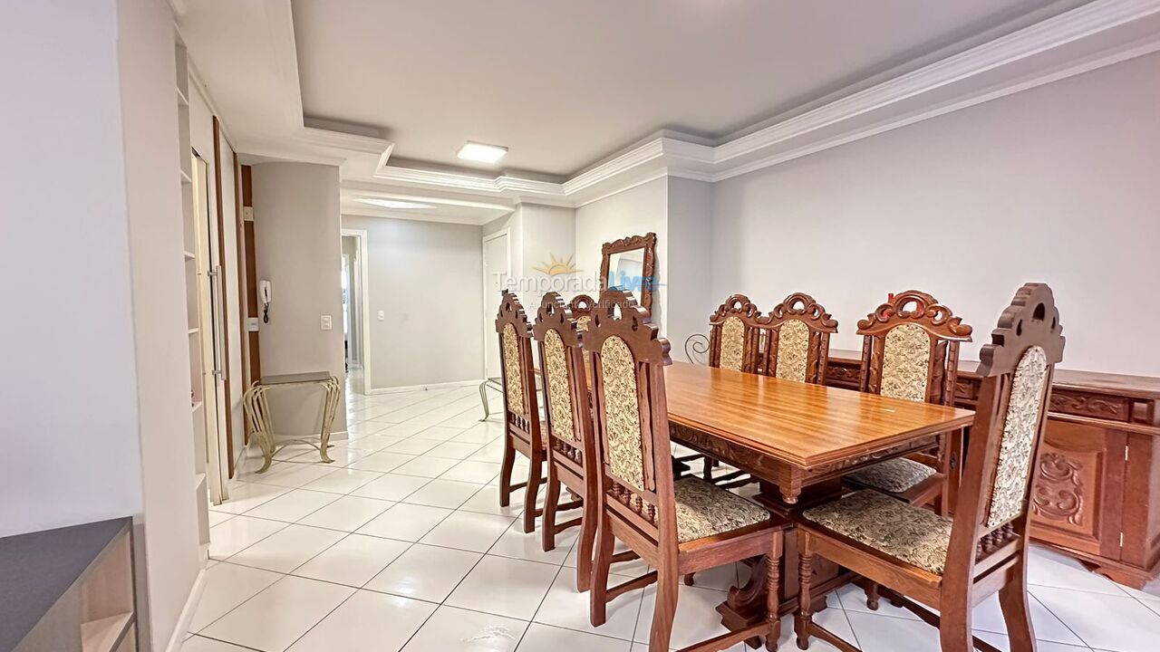 Apartment for vacation rental in Itapema (Meia Praia)