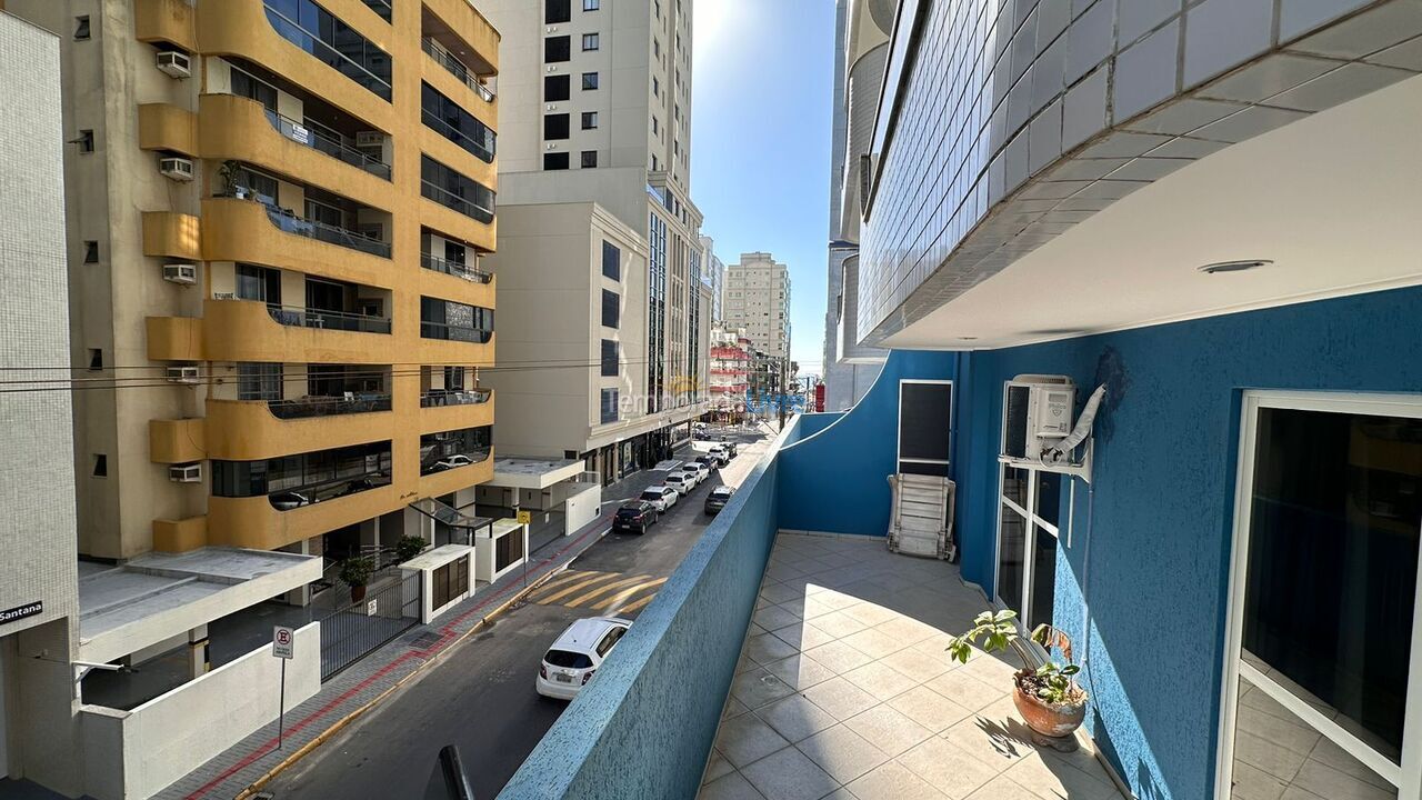 Apartment for vacation rental in Itapema (Meia Praia)