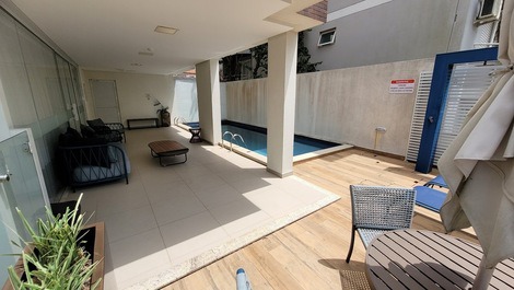 APARTAMENTO 2 SUITES HÁ 150m DO MAR