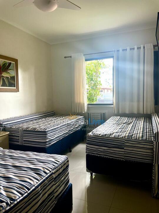 Apartment for vacation rental in Ubatuba (Praia das Toninhas)