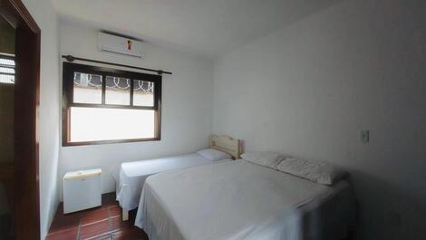 Itaguá Beach Suite I Air conditioning, Garage, Wi-Fi