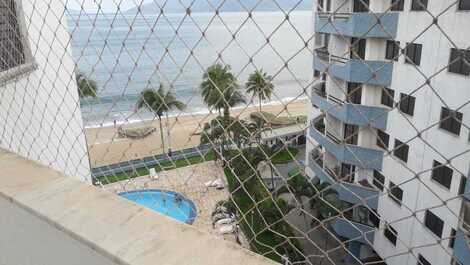 Apto. cobertura martim de sá 4 dorm. em cima da areia Sidnei