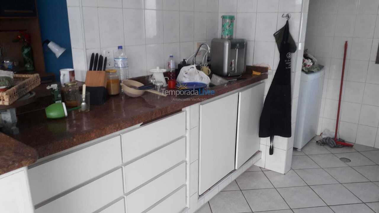 Apartamento para aluguel de temporada em Caraguatatuba (Martim de Sá)