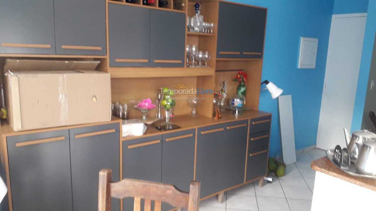 Apartamento para aluguel de temporada em Caraguatatuba (Martim de Sá)