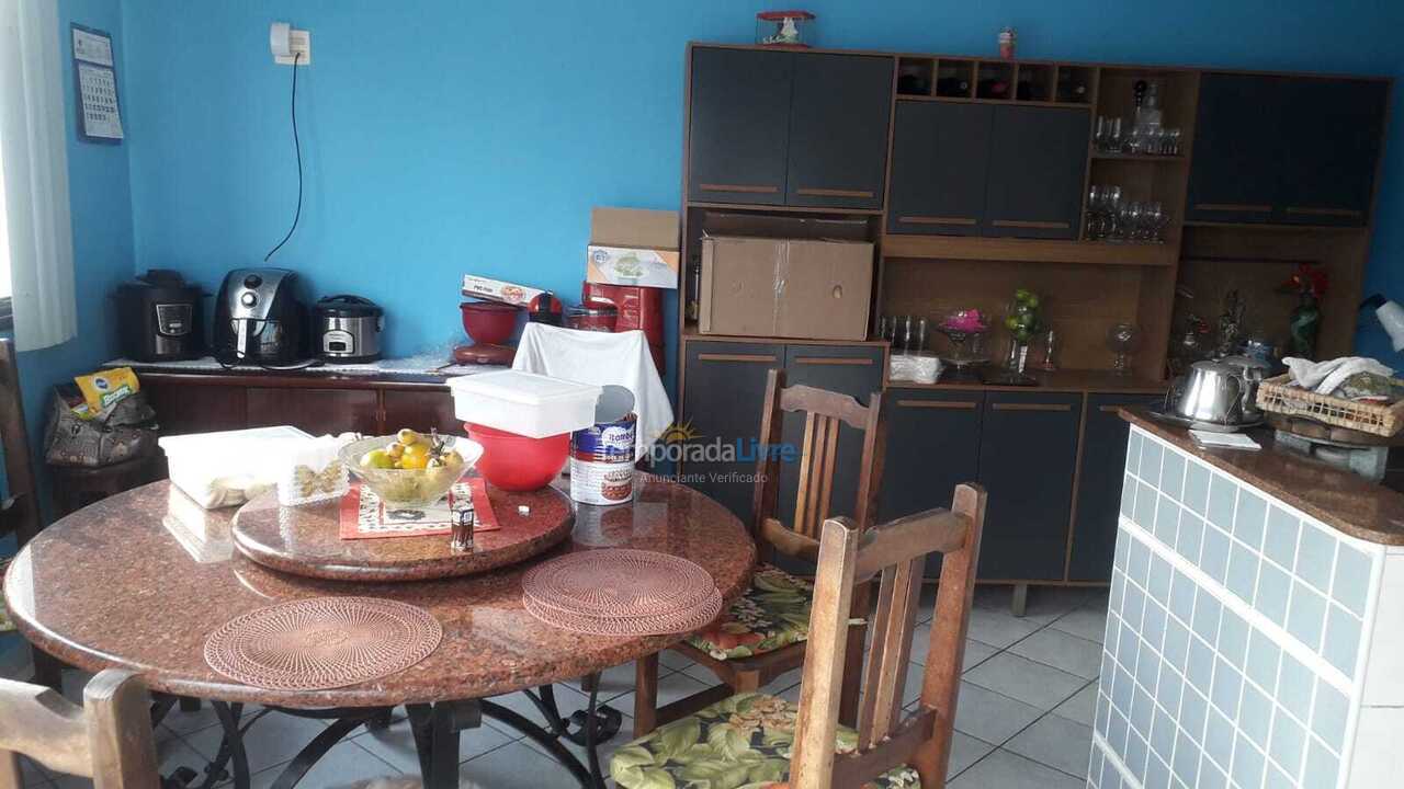 Apartamento para aluguel de temporada em Caraguatatuba (Martim de Sá)