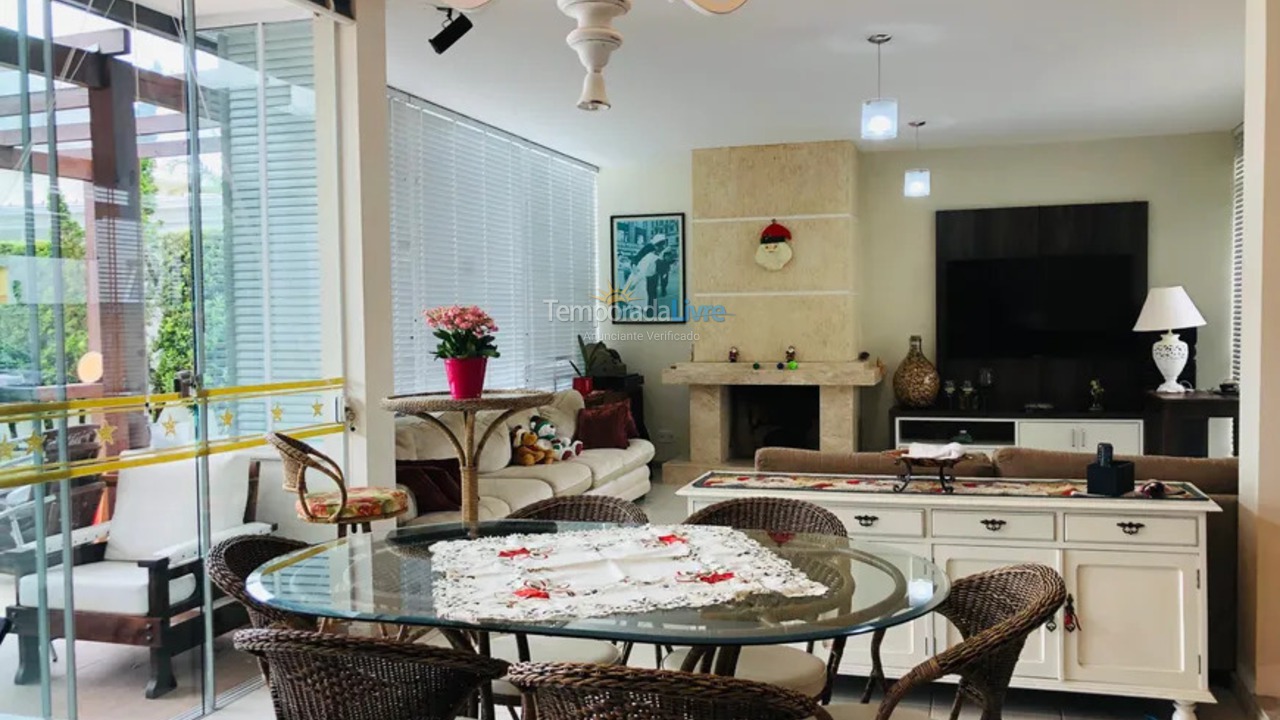 Casa para alquiler de vacaciones em Florianopolis (Jurerê Internacional)