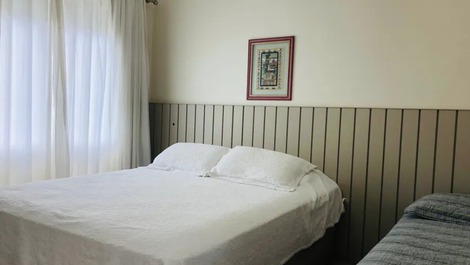 Casa con 4 habitaciones de temporada.