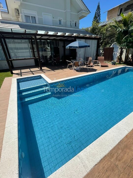 Casa para alquiler de vacaciones em Florianopolis (Jurerê Internacional)