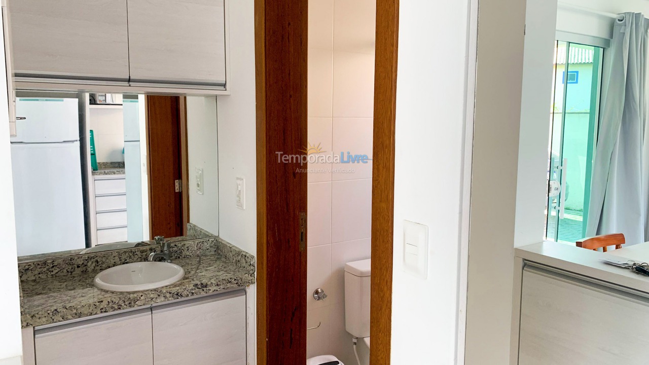 Casa para aluguel de temporada em Governador Celso Ramos (Praia de Palmas)