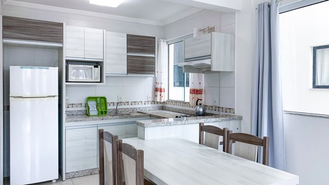 Casa Espaçosa de 3 Dormitórios na Linda Praia de Palmas!