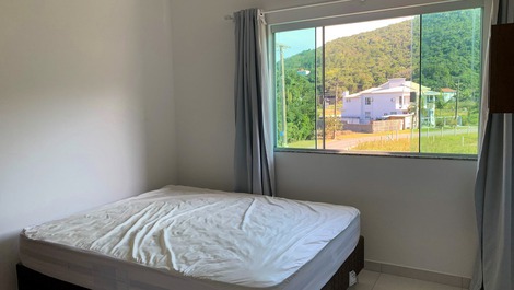 Casa Espaçosa de 3 Dormitórios na Linda Praia de Palmas!